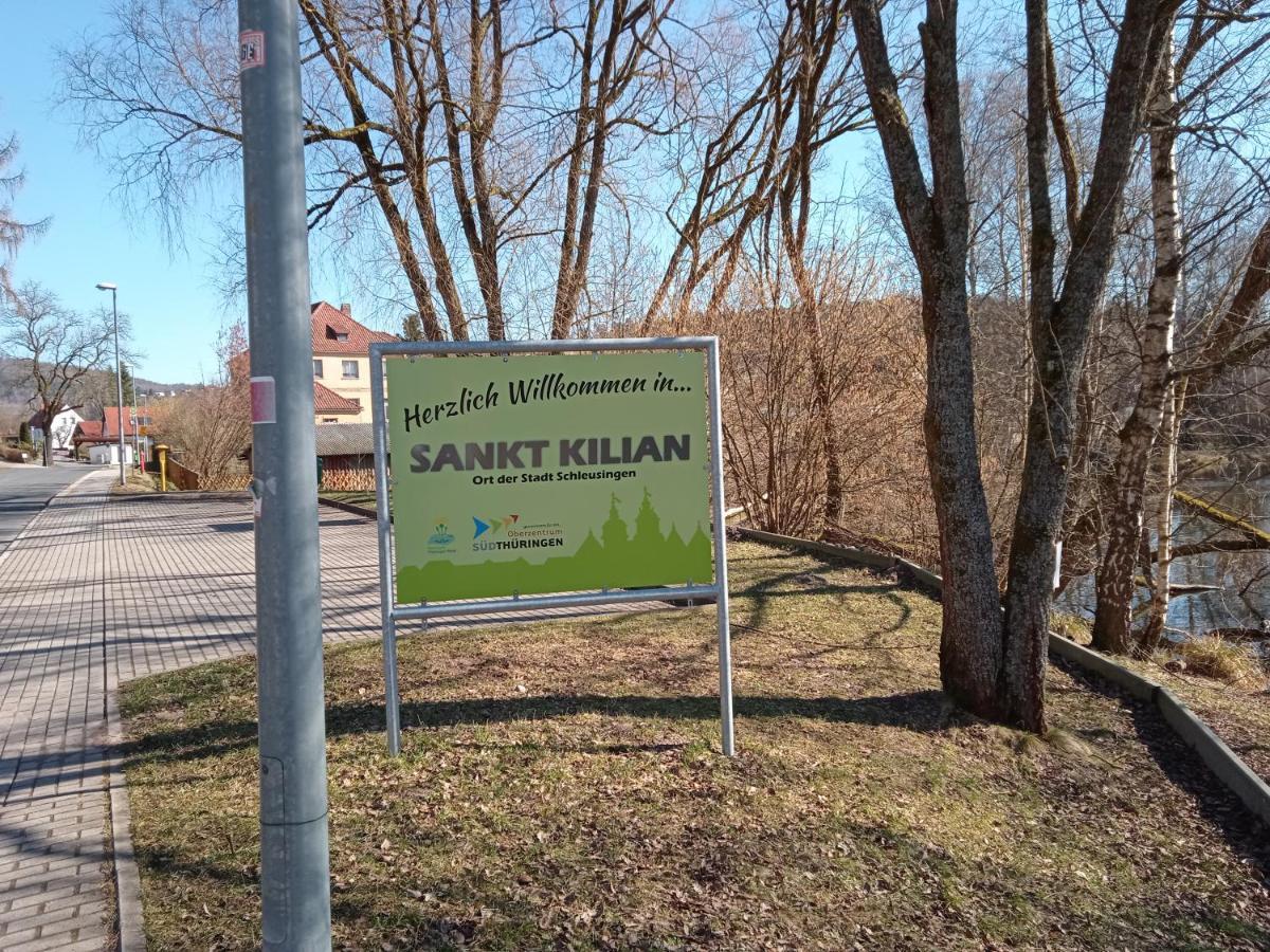 Hotel & Restaurant Zum Adlersberg Schleusingen Екстериор снимка